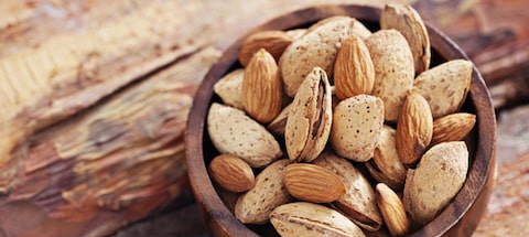 تصویر 1 از فروش مغز بادام سنگی + قیمت خرید به صرفه